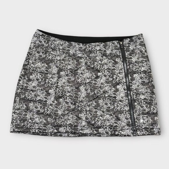 SmartWool Smartloft Corbet 120 Printed Skirt M Black White Floral Print Zip EUC - Picture 1 of 5